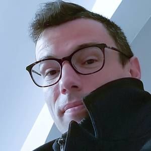 Meet your Posher, Eric